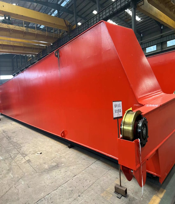 浙江金华桥式起重机厂家 声光报警灯：穿透噪音守安全