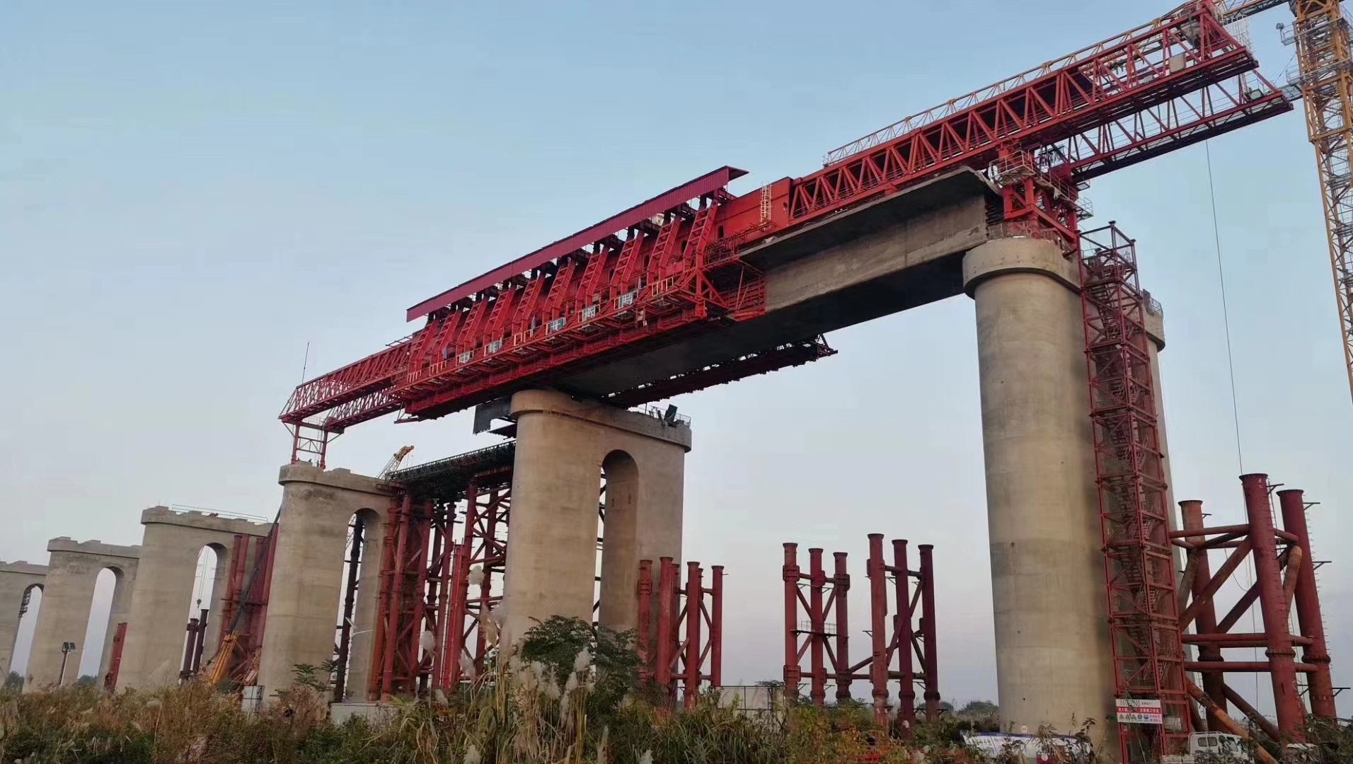 河北邢台移动模架厂家 双主梁移动模架接地防雷实操要点